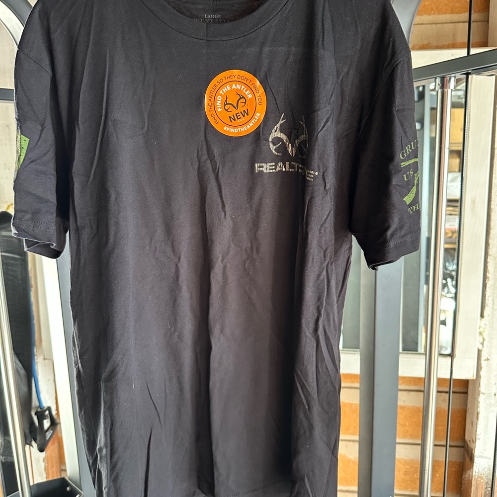 Realtree Black Men's T-Shirt